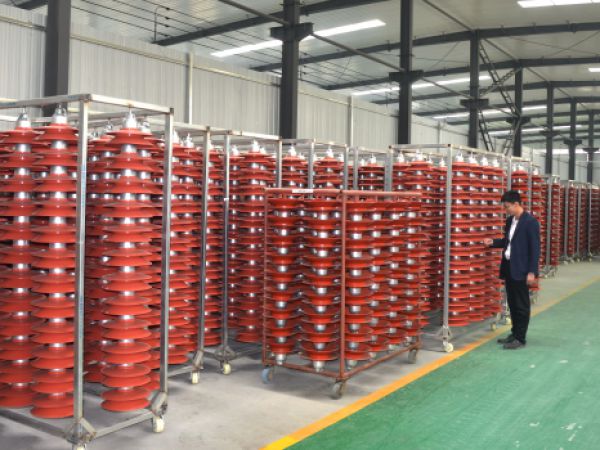 盤形懸式復合絕緣子